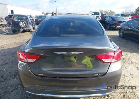 2016 Chrysler 200 Limited z USA, uszkodzony, nr VIN 1C3CCCAB5GN181247